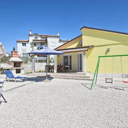 Villa House Valnessa In Medulin, Istria By Istrabook Medulin
