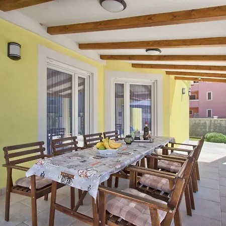 Villa House Valnessa In Medulin, Istria By Istrabook