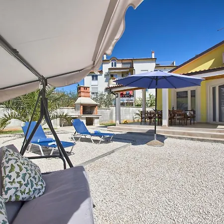 Villa House Valnessa In Medulin, Istria By Istrabook Medulin