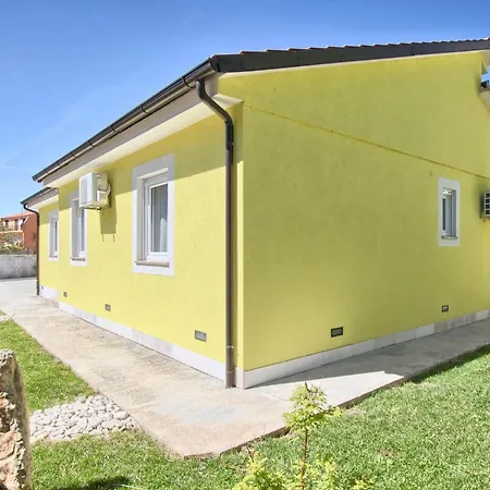 Villa House Valnessa In Medulin, Istria By Istrabook Medulin